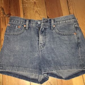 levi’s denim shorts
